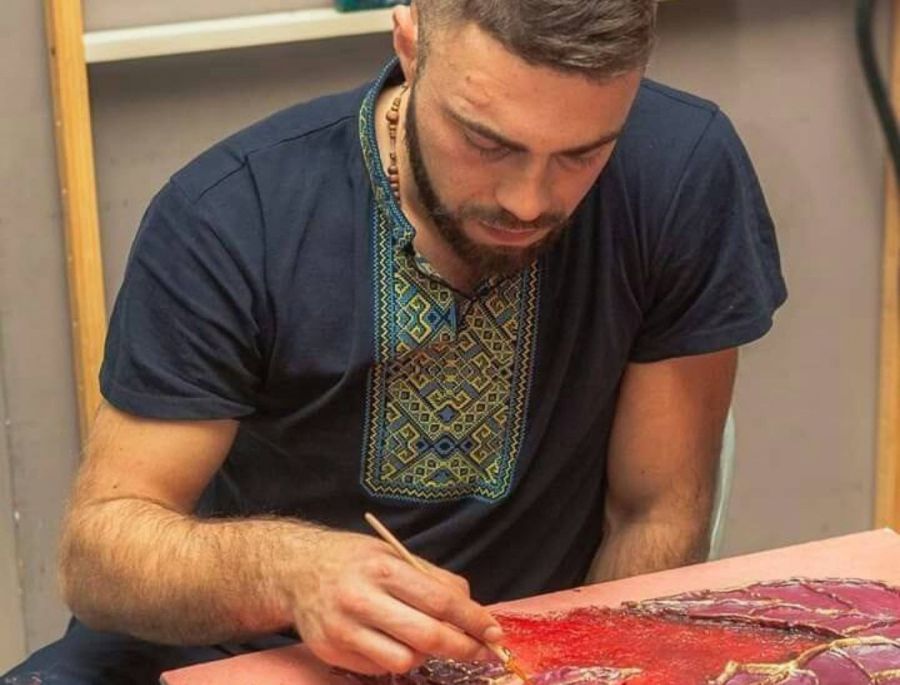 Найже три роки працював у Португалії. Перед війною — у Німеччині