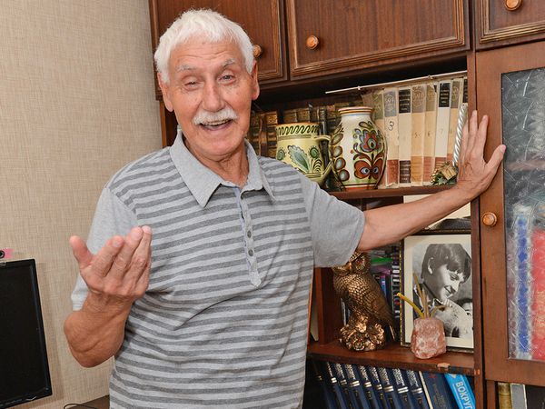 Мультиплікатор у Івано-Франківську намагається волонтерити.