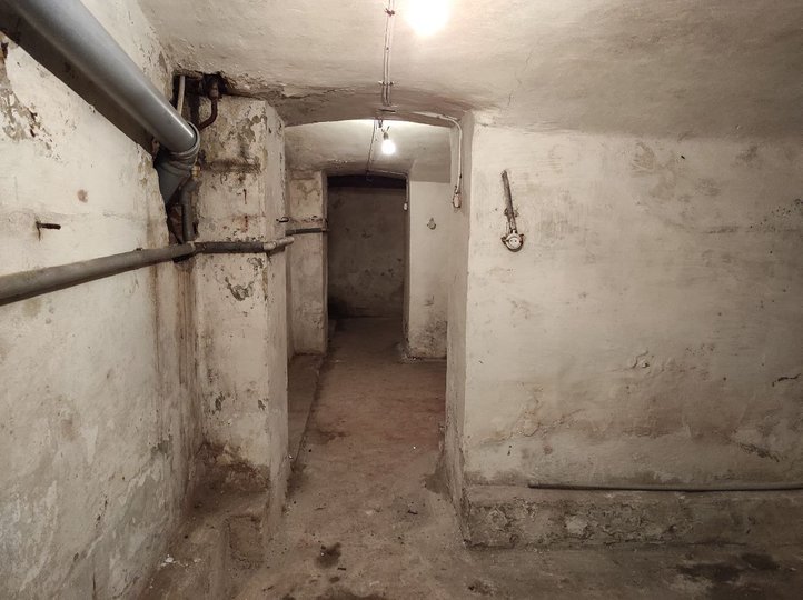 Ілюстроване фото. Тим часом підвал міг би стати сховищем на випадок повітряної тривоги