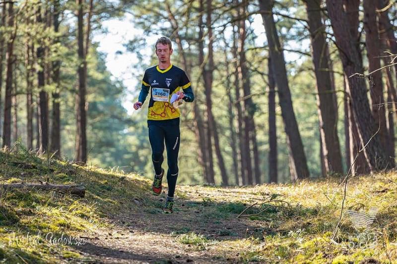 У 2019 році став срібним призером чемпіонату світу зі спортивного орієнтування.