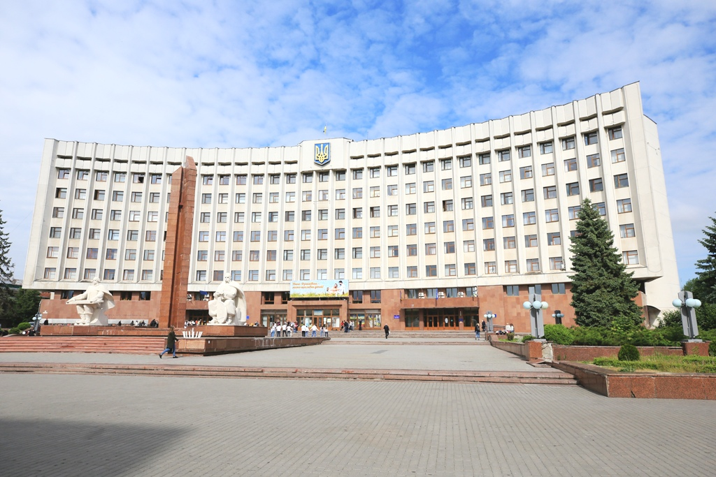 Заступники мера стали директорами департаментів.