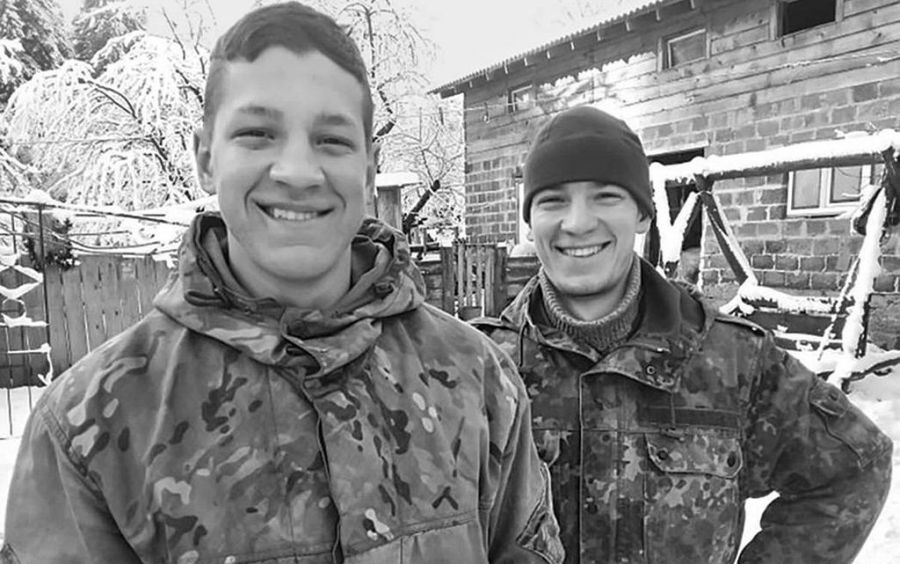 Олег Бутусін потрапив на поле бою, де серед загиблих виявив тіла своїх синів