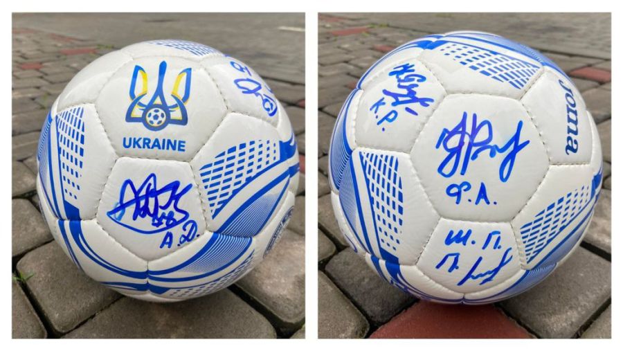 Гроші передали у благодійний фонд Сергія Притули