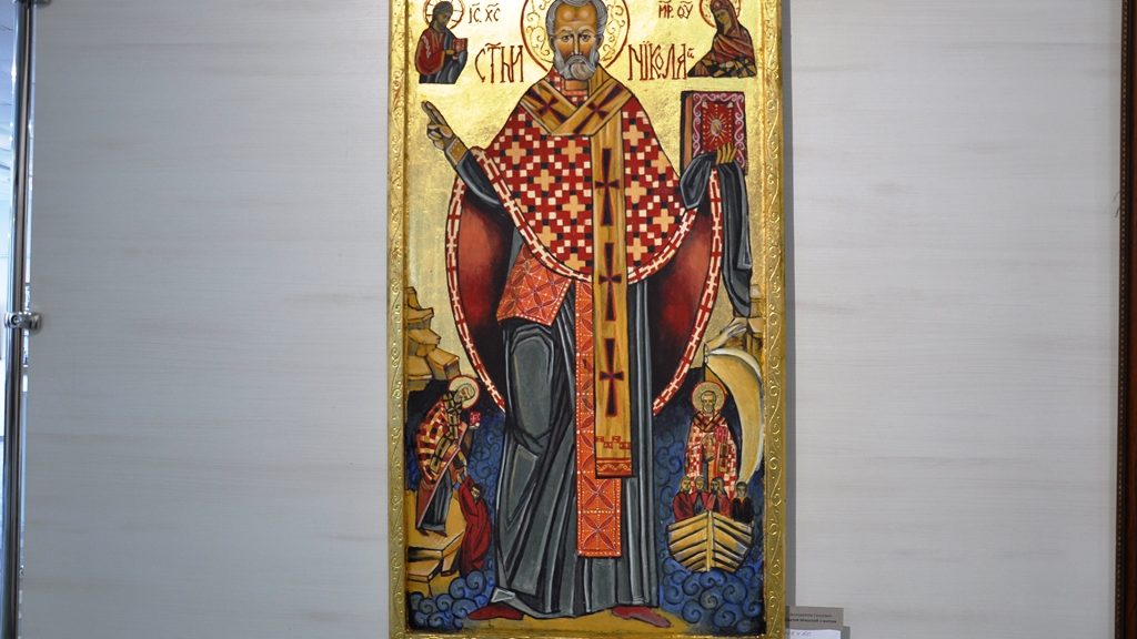 Виставка-продаж буде тривати до кінця травня.