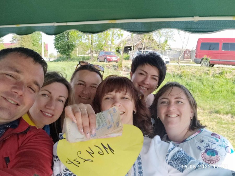 На ярмарку діяла фотозона "Добрий вечір! Ми з України". Фото: Оксана Савчук