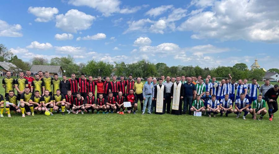 У Голині організували футбольний турнір для допомоги захисникам України