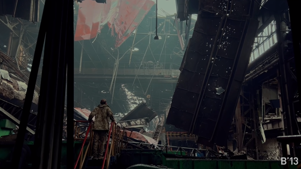 Відео увійшло у цикл фільмів "Фортеця Маріуполь", побудованих на відеодзвінках до воїнів "Азовсталі"