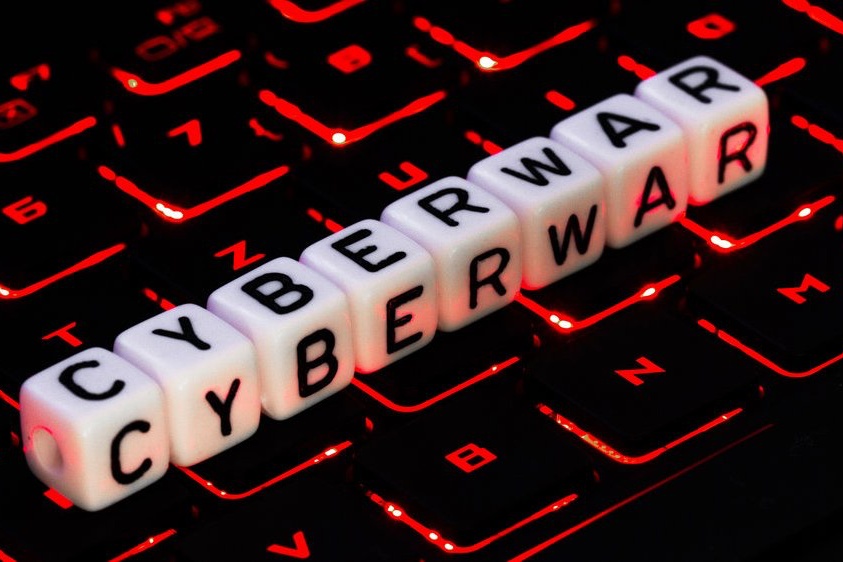 Кіберфахівці встановили, що жінка співпрацює з російською стороною та за оплату виконує замовлення з написання текстів