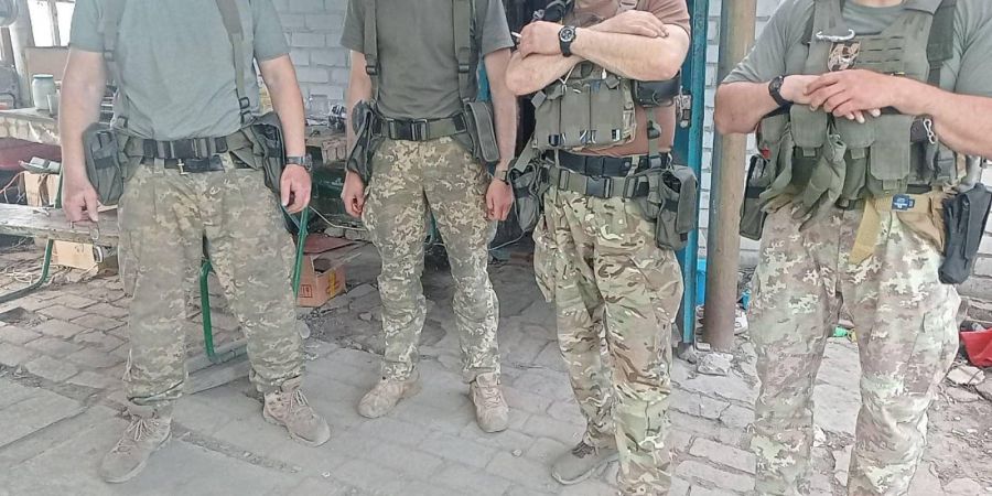 Зараз надскладна ситуація на передовій і військові потребують допомоги.