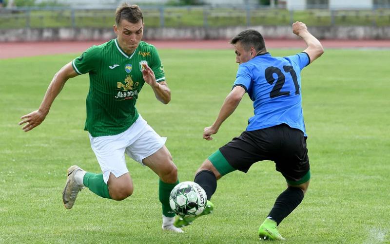 Під час благодійного матчу, в якому «Гарда» поступилася львівським «Карпатам», було зібрано 10916 гривень