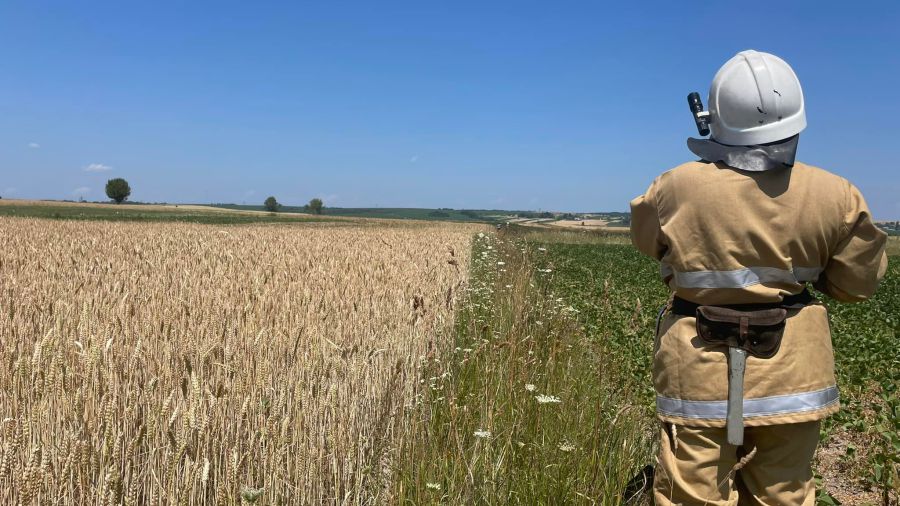До гасіння пожежі залучено 9 чоловік особового складу та 2 одиниці техніки