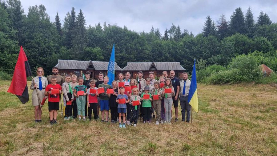 У Грабівці навчалися і набиралися сил 20 представників юнацтва СУМу