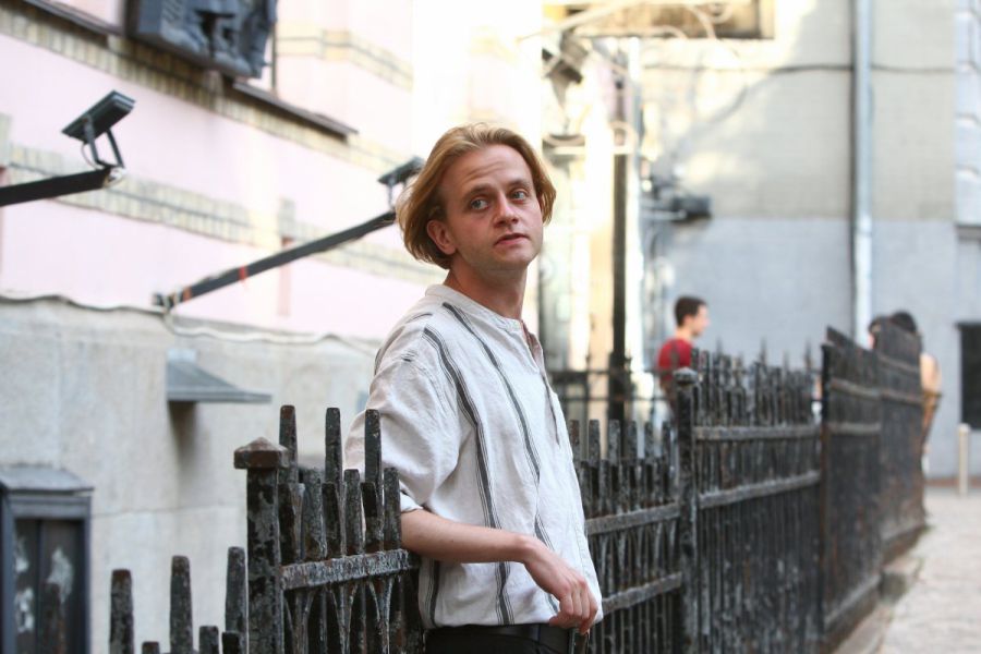 Тепер, коли кажу, що я з Калуша — все зрозуміло, каже актор Віталій Ажнов