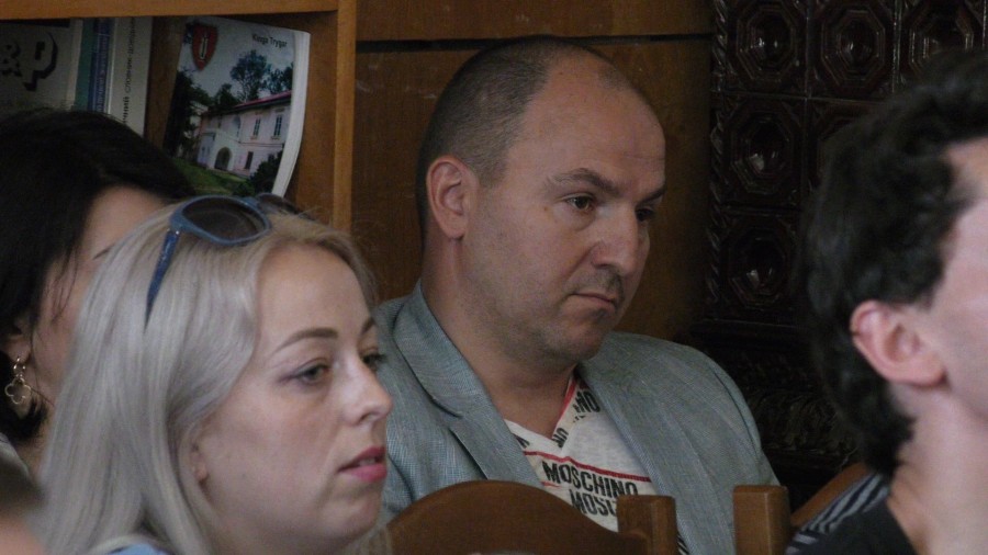 Йдеться про павільйони пекарні "Родина", які вже тут встановлені — дозвіл було надано у 2017 році