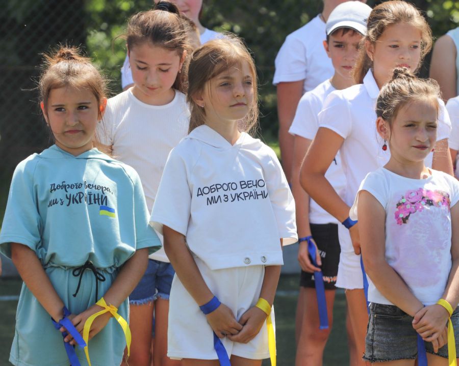 У рамках програми "Нова фізична культура" для 33-х закладів освіти області передали 40 таких наборів