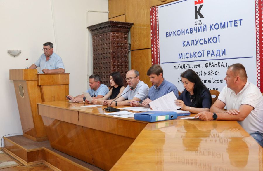 Міська рада планує відключити від централізованого опалення одразу 57 житлових будинків. Фото: Міська рада