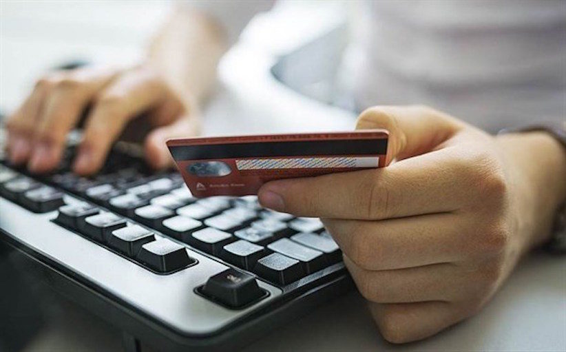 Ілюстроване фото. Потерпіла перейшла за інтернет-посиланням, де обіцяли соціальні виплати