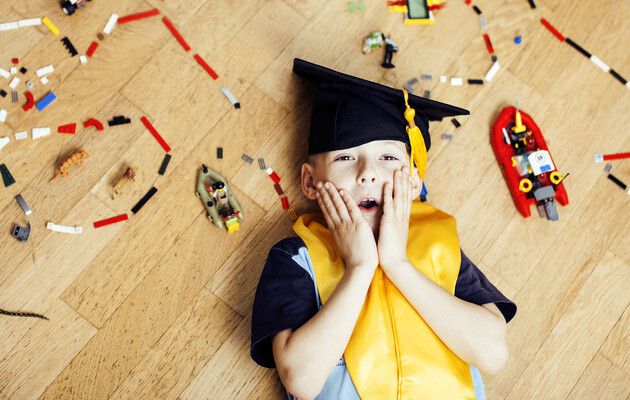 Ілюстроване фото. МОН отримує інформацію про залякування батьків щодо відрахування дітей зі шкіл