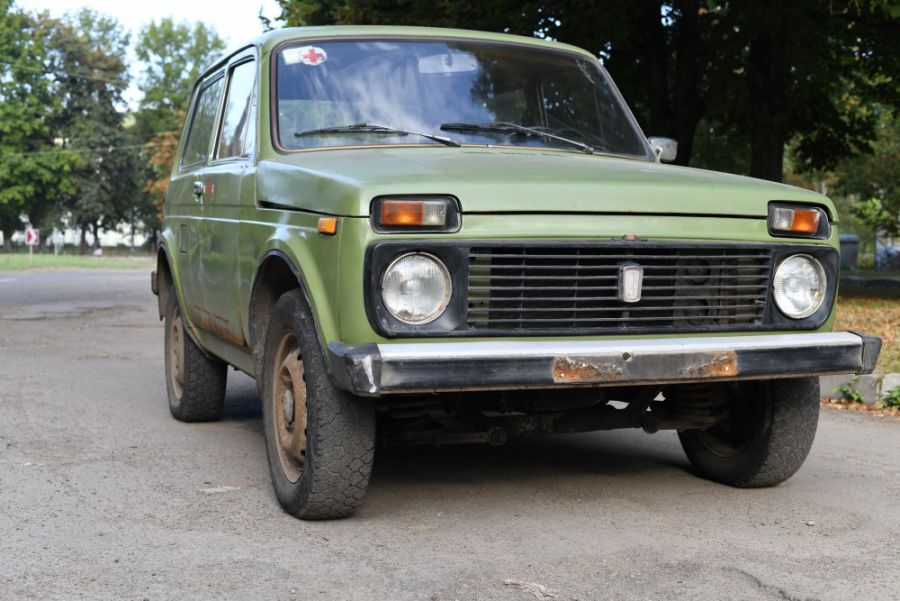 Авто потребує великого ремонту.