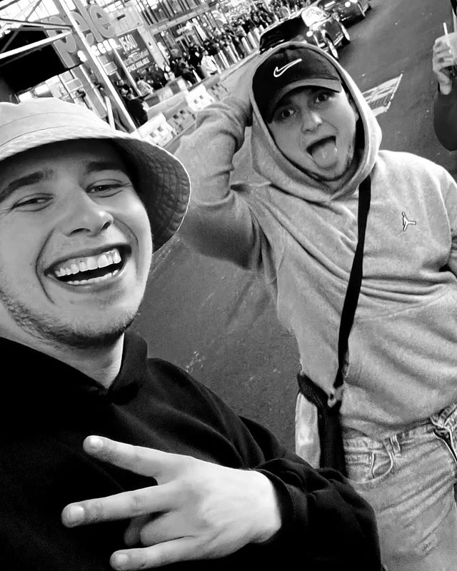 Хлопців знайшли мертвими вранці на одній із вулиць Чикаго