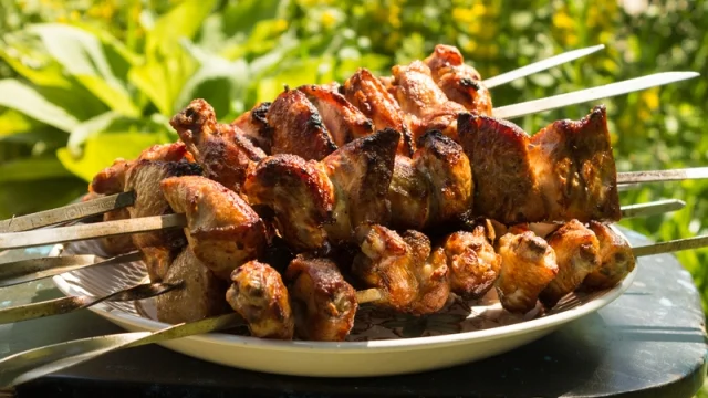 Ілюстроване фото. Хворі скаржились на загальну слабкість, блювоту, болі в животі, діарею