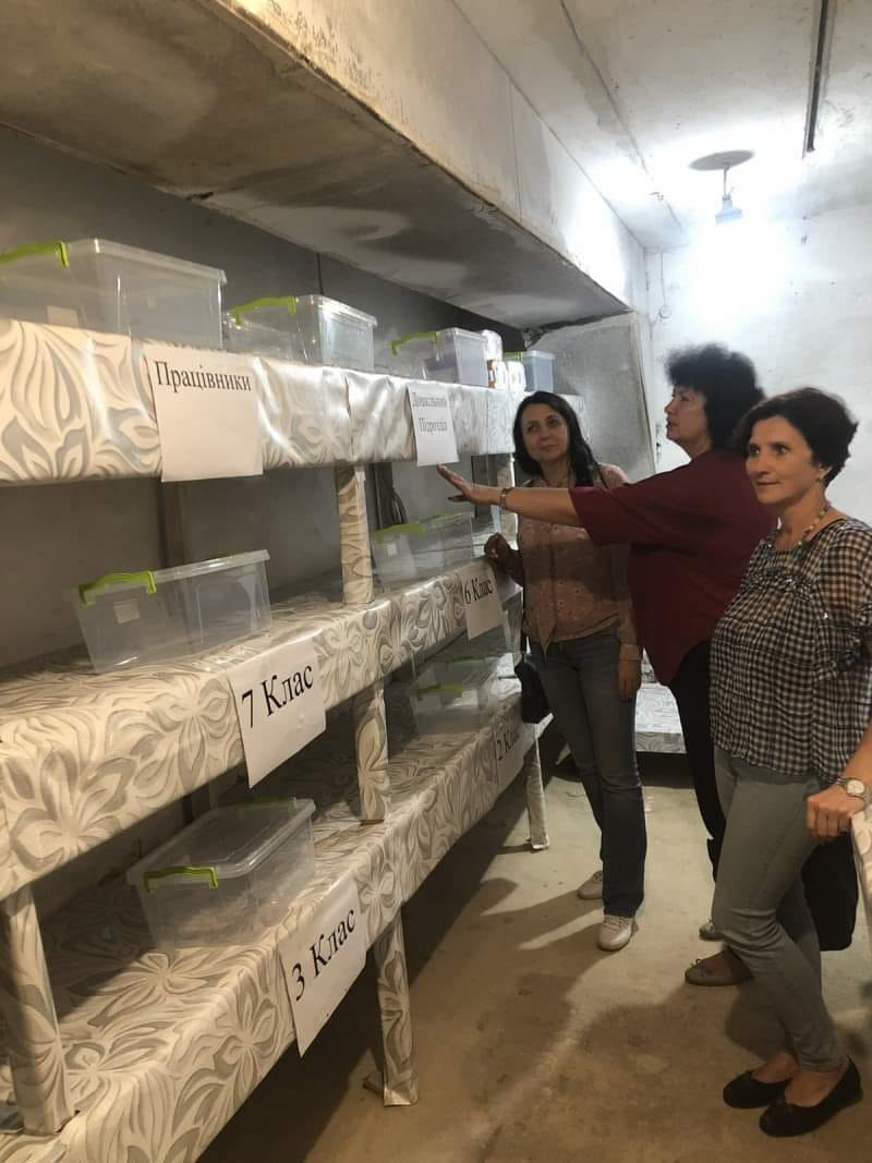 Комісія об’їхала всі 42 навчальні заклади Калуської громади. Фото: Міська рада