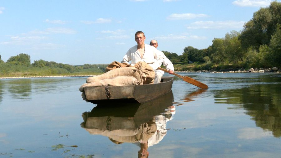 Оскільки одним із основних центрів соляного трафіку тих часів був саме Калуш, перформанс стартував на берегах Лімниці