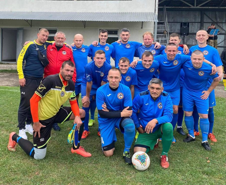 Минулого тижня спортивна громадськість Калуського району приймала футбольну команду з Очакова.