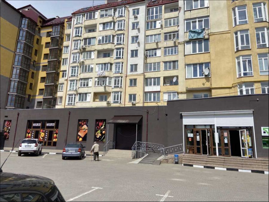 Яким чином будуть розташовані торгово-офісні приміщення, поки що невідомо