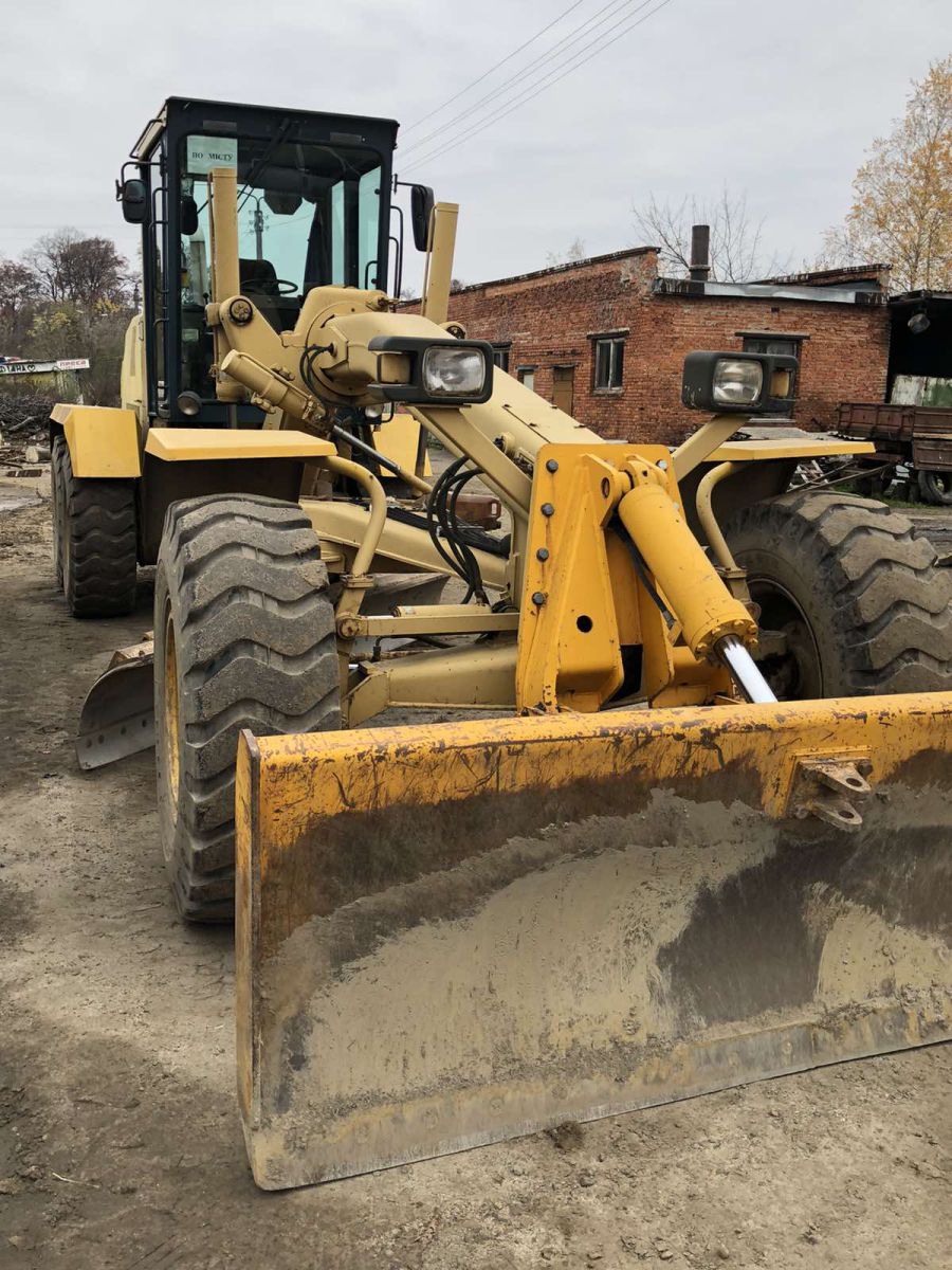  Сіль мають поставляти на підприємство партіями, термін поставок — до 30 жовтня поточного року