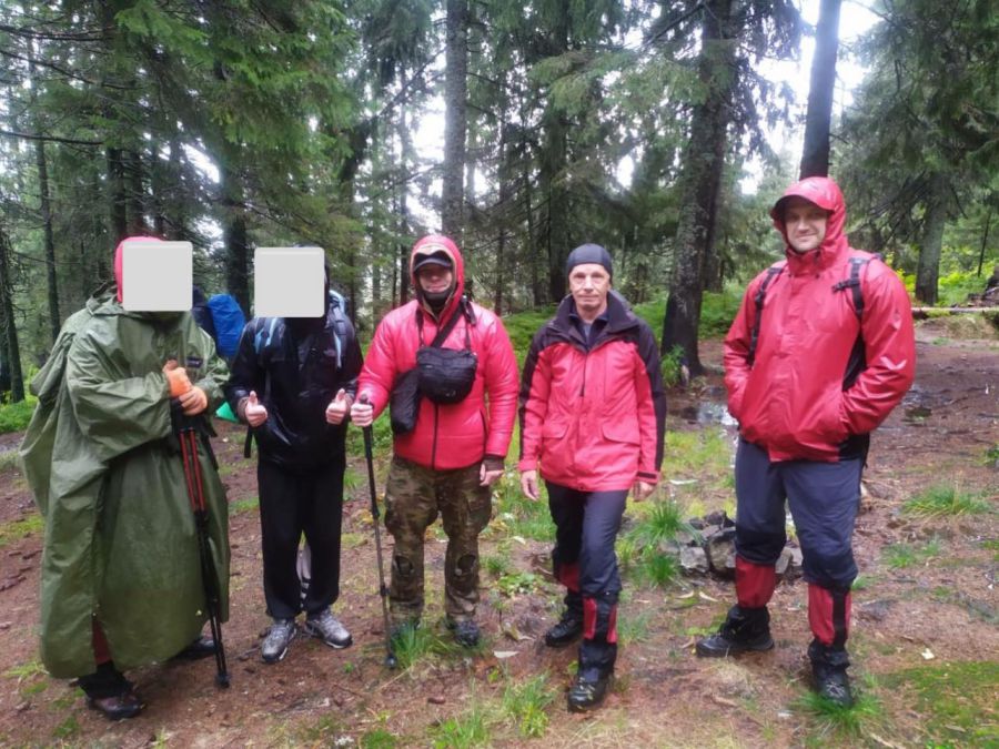 Рятувальники пошуково-рятувального відділення поста Заросляк знайшли заблукалих.