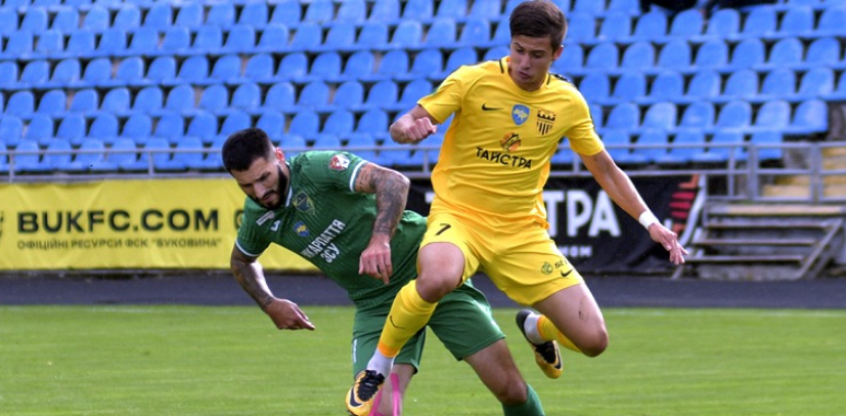 Початок матчу був за прикарпатцями, проте не дав їм бажаного швидкого голу