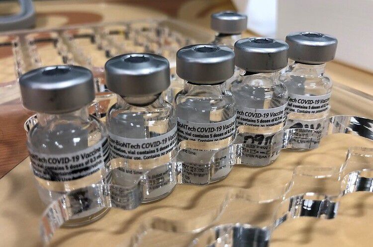 Ілюстроване фото. Вакцини Pfizer у Калуші не було впродовж тижня