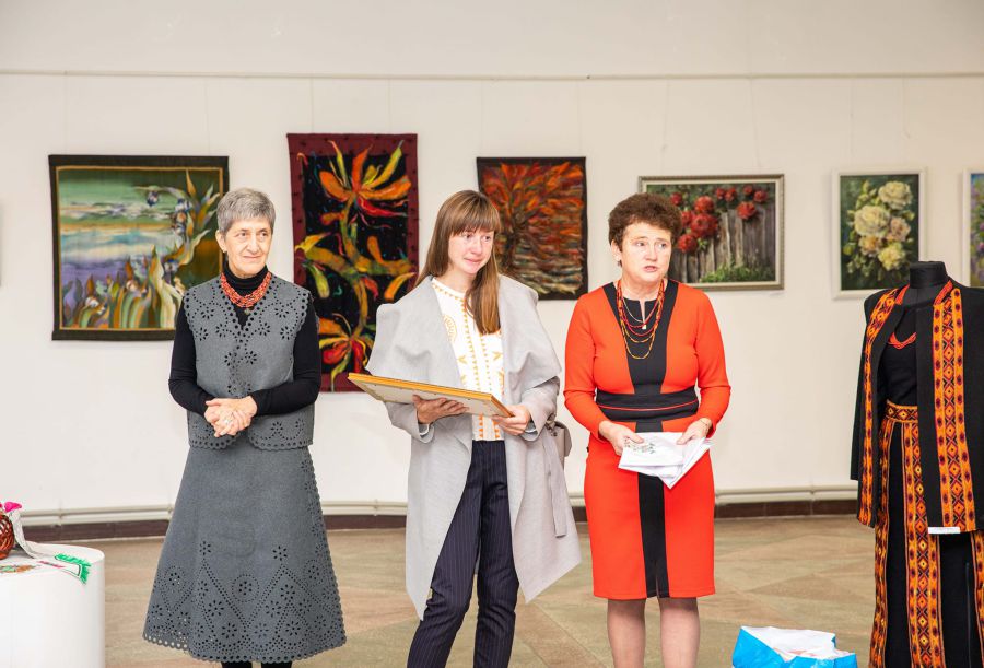 Мама Юлія була зворушена увагою і вітанням союзянок