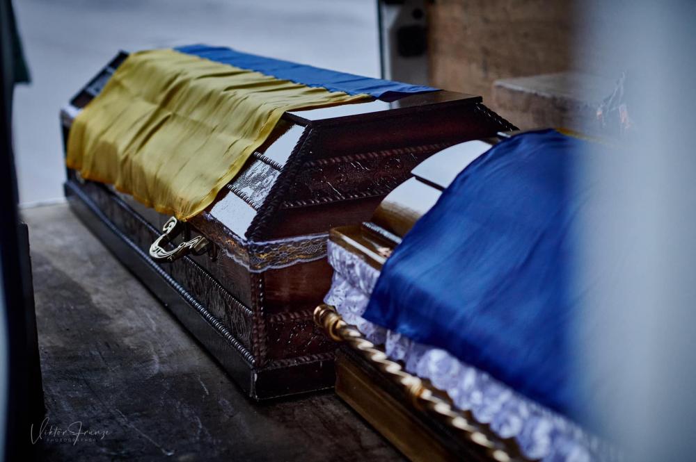 Ілюстроване фото. 11 жовтня Україна повернула тіла 62 полеглих захисників