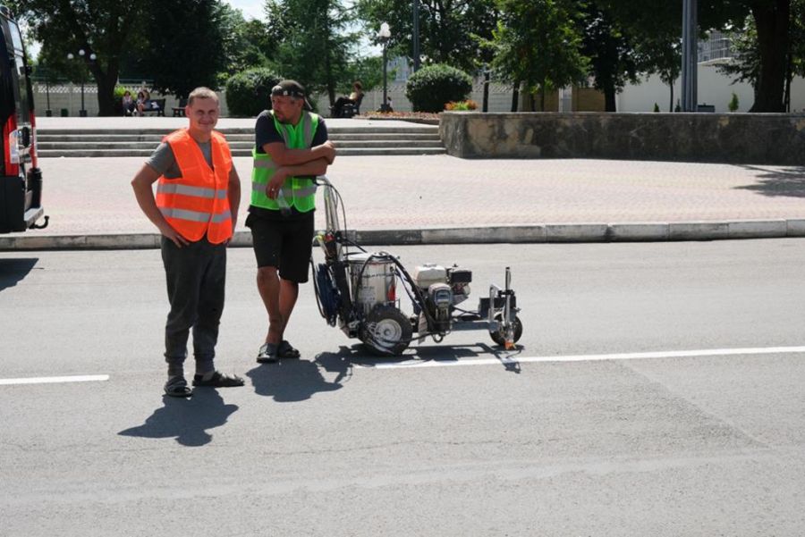 Ілюстроване фото. Нанесення розмітки пішохідних переходів на вулиці Ринковій не передбачене