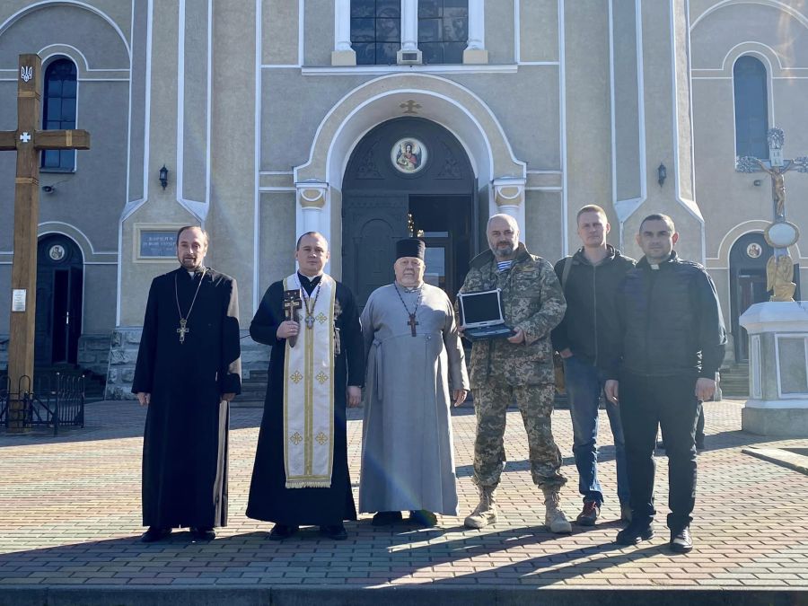 Настоятель храму о. Іван Бігун разом зі священниками храму щиро дякує всім жертводавцям