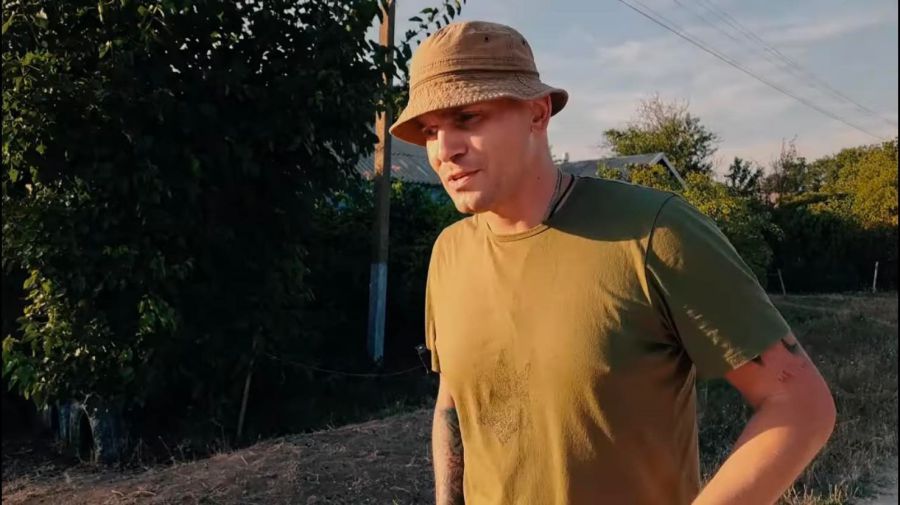 «Капрал Балабас» (позивний Свята Бойка) розповідає і показує своє нове життя на війні