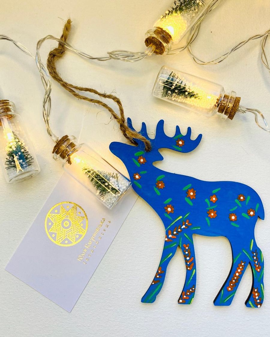 Художниця створила неймовірно красиві ялинкові прикраси.