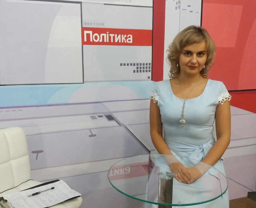  Ольгу Ткач на посаду директора міського телебачення призначали за попереднього скликання Калуської міської ради