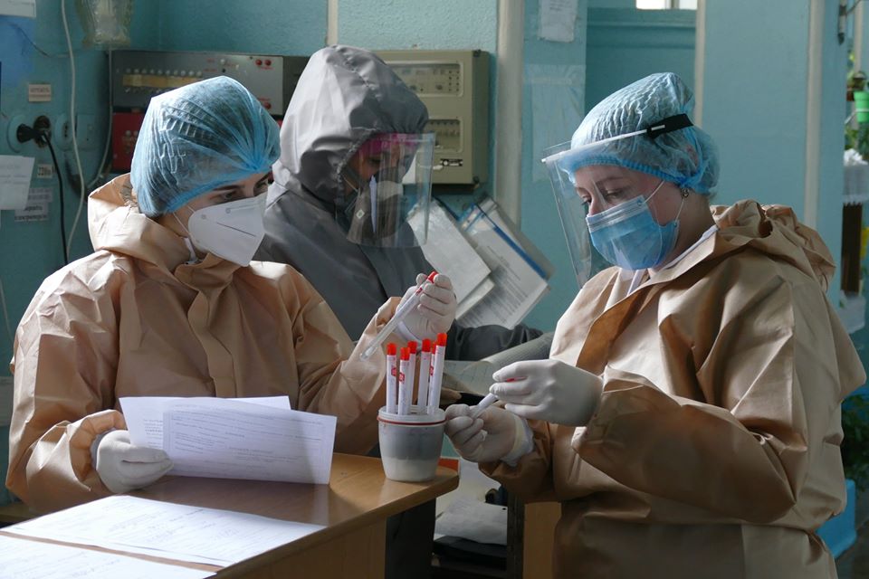 Ілюстроване фото. Попереднього тижня на Прикарпатті виявили 191 випадок коронавірусної хвороби