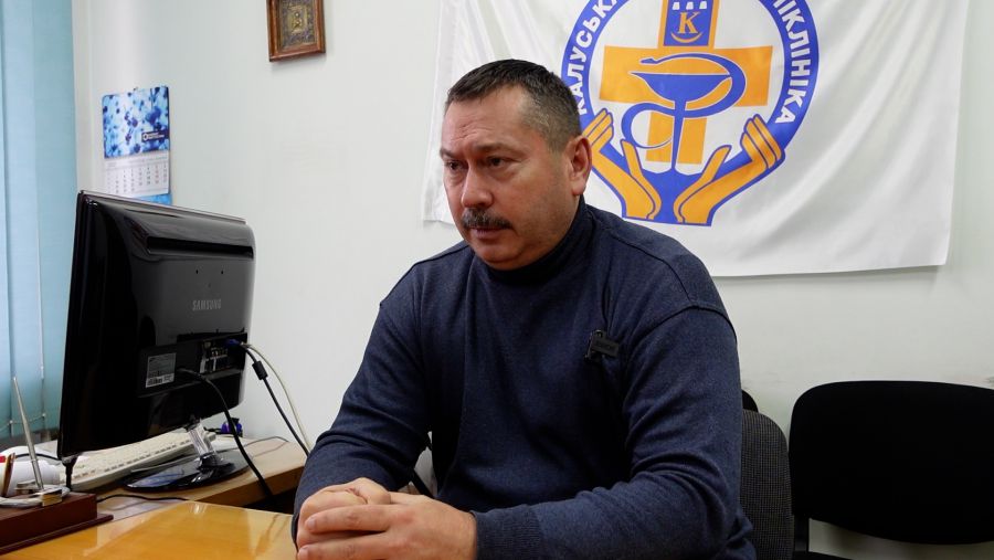 Доставити томограф до поліклініки виявилося завданням непростим, адже сам прилад великогабаритний