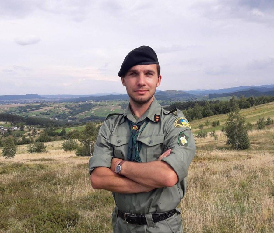 Назар загинув з двома побратимами зі своєї роти під час виконання бойового завдання внаслідок мінометного обстрілу