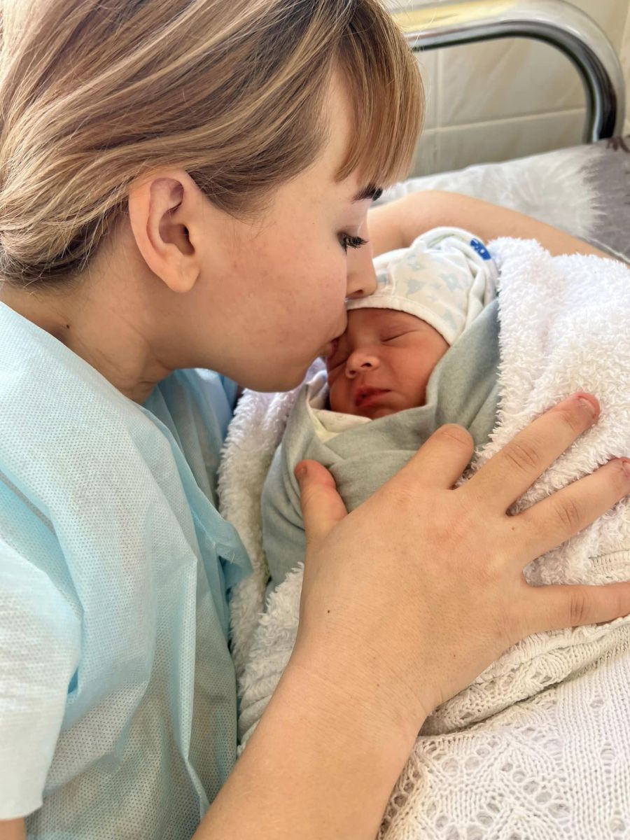 День Збройних Сил України Анастасія Пояне народила хлопчика Ореста