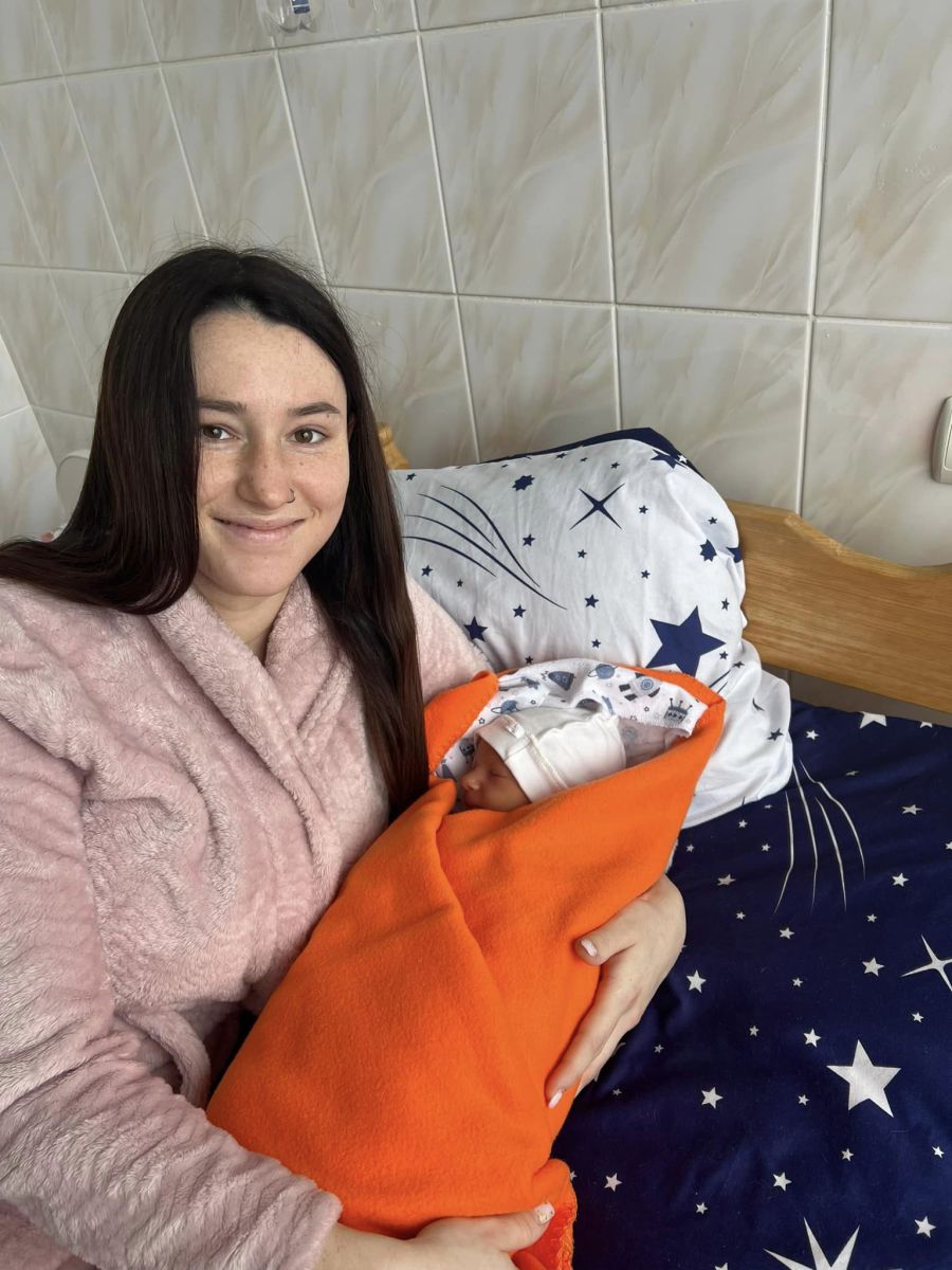 Валерія стала 49 породіллю з числа вимушених переселенців, яка народила у Калуському пологовому