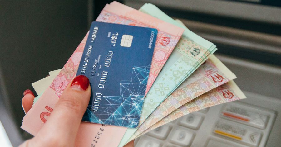 Ілюстроване фото. Під час тривалого вимкнення електропостачання можуть бути труднощі з видачею готівки