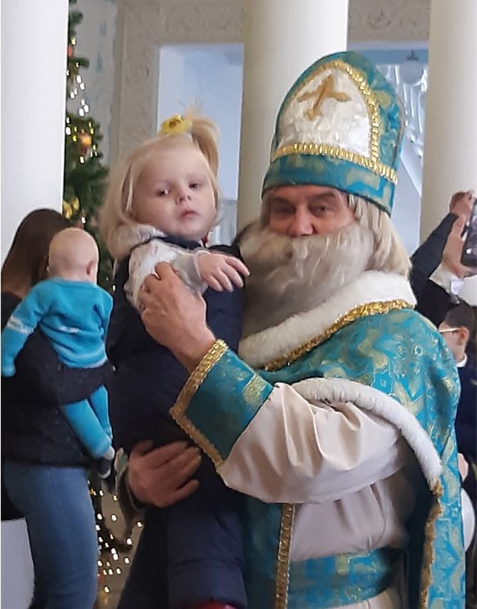 Ілюстроване фото. Через повітряну тривогу свято перенесли на вечір