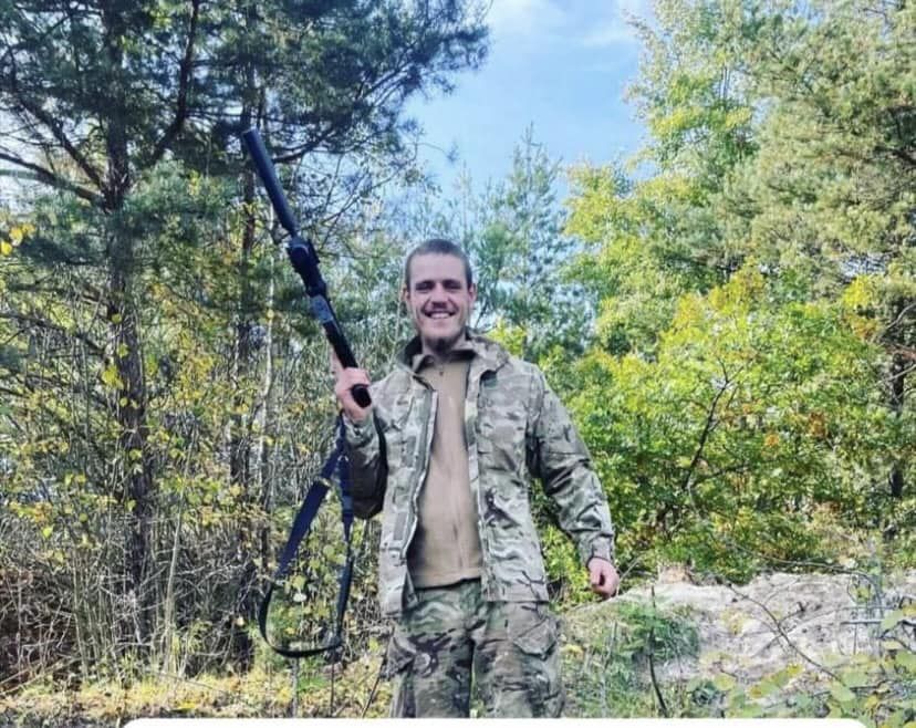 Тіло Героя досі не вдавалось забрати через активні важкі бої. Вічна пам'ять і шана!