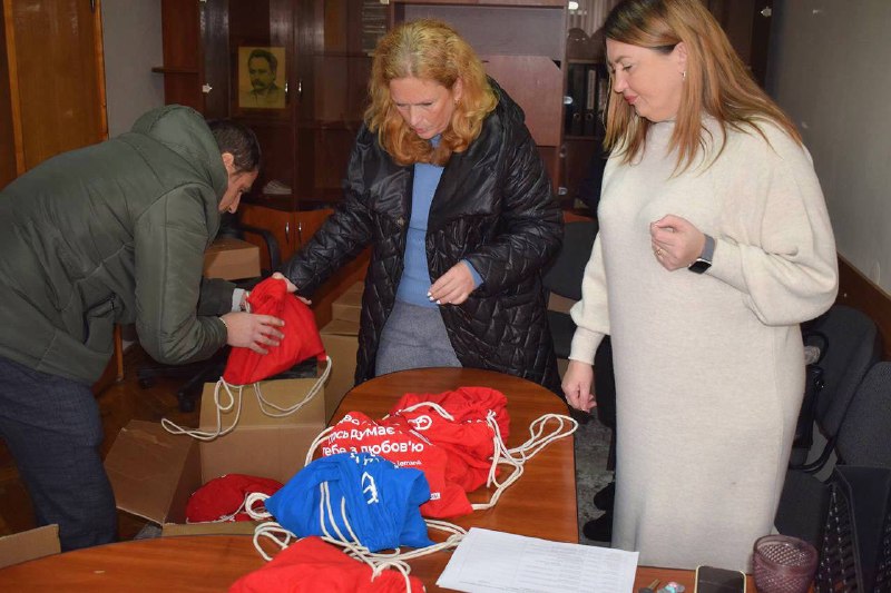 Діти загиблих і зниклих безвісти Героїв з Калуського району отримають різдвяні подарунки