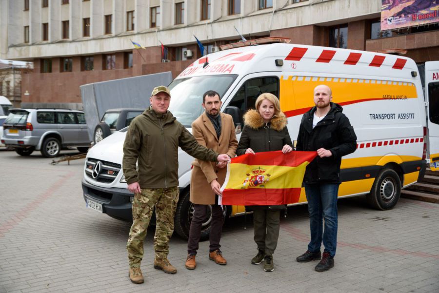 Реанімобіль придбав відомий іспанський хірург Педро Кавадас Родрігез